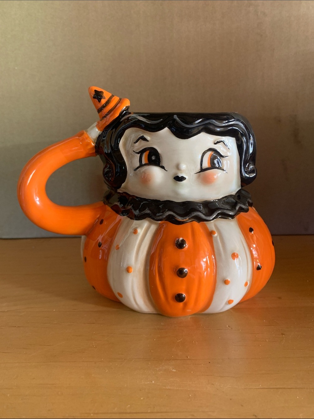 Johanna Parker black haired witch